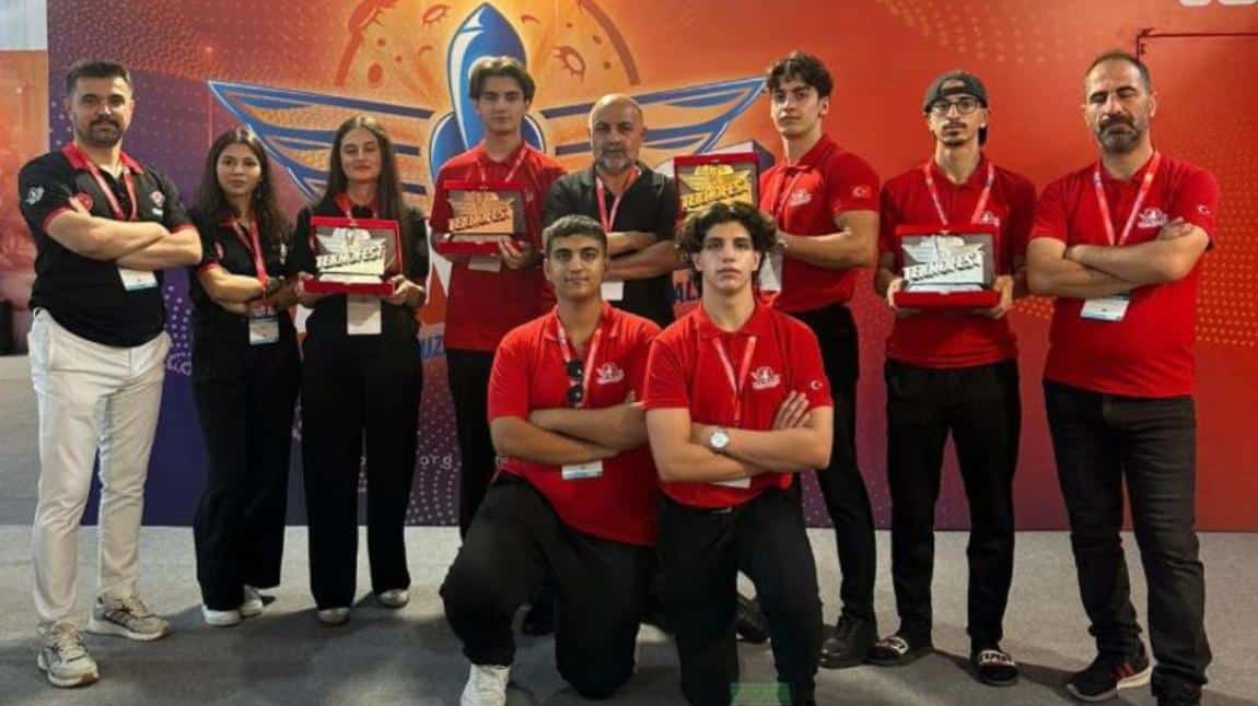 BÜYÜK TEKNOFEST BAŞARISI